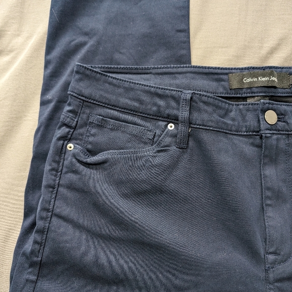 Calvin Klein Navy jeans size 16 - Picture 2 of 8